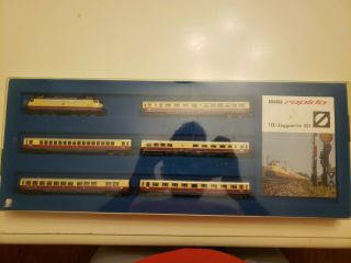 N - Scale Arnold Rapido Tee - Zuggarnitur 051 (6 Car) Train Set Serie 2