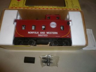 BOXED ARISTO CRAFT TRAINS NORFOLK & WESTERN ART - 42136 CABOOSE 562723 G SCALE 3