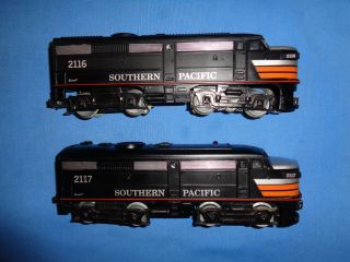 K - Line 2116 & 2117 Southern Pacific Diesel Locomotive Alco Aa Units.  Runs Well