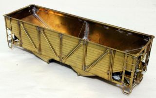 Max Gray 2 - Bay Composite Hopper Body - O Scale,  Brass