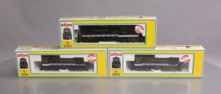 Atlas Ho Scale Assorted Powered Diesel Locomotives: 8288,  8215,  8287 [3]/box