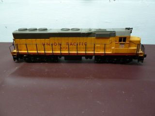 O Gauge 3 Rail Union Pacific 372 Diesel Locomotive Train Engine