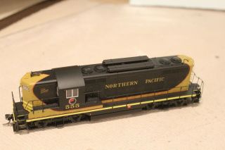 Np Northern Pacific Proto 2000 Gp7 555 With Dcc Installed In Ho Scale