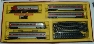 Tta - Triang Oo Train Set - Rs13 Transcontinental Passenger Set - Boxed