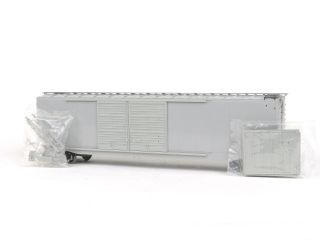 Atlas Trains Master Rolling Stock 9400 Undecorated 50 ' PS - 1 Double Door Boxcar 2