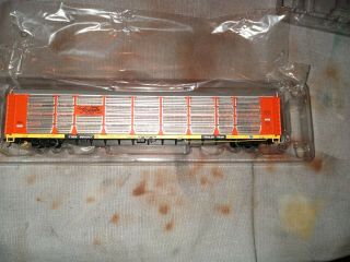 N Scale Red Caboose Bi - Level Auto Rack Drgw.  No Broken Or Missing Parts.