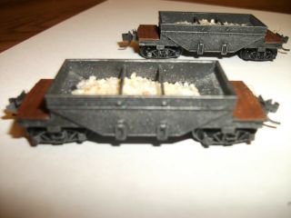 Hon30 Hon 2 1/2 Ore Cars,  Ho Scale Gilpin Gold Tram,  Runs On N Scale Track