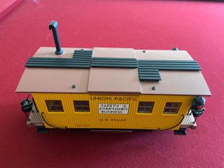 ARISTO CRAFT UNION PACIFIC TRACK CLEANING CABOOSE W/ METAL WHEELS 2