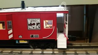 Lionel O Scale Western Pacific Bay Window Caboose with Smoke.  448 2