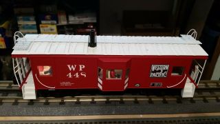 Lionel O Scale Western Pacific Bay Window Caboose with Smoke.  448 3