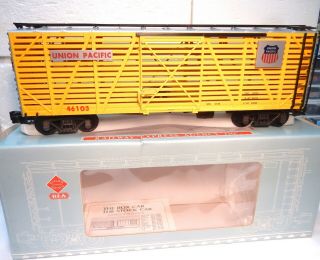 Rea Aristo - Craft Union Pacfic Yellow Stock Car - G Scale - Ln With Box -