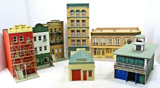 Large Group Of " Old Time " Down Town Structures - Ho Scale