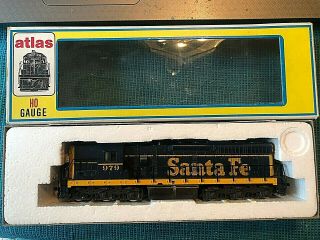 Atlas 7001 Ho Scale Santa Fe Sd24 Diesel Locomotive Ex/box