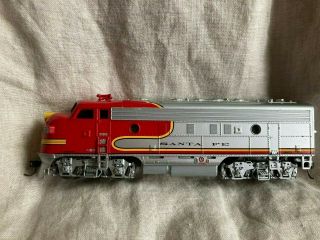 Athearn F7a 310 Diesel Locomotive Santa Fe Ho Scale