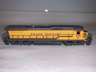 N Scale Bachmann Spectrum Union Pacific GE Dash 8 - 40C Diesel Locomotive 9186 2