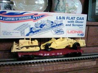 Lionel Mpc L&n Flat Car W/ Dozer And Scraper 6 - 9121 O Gauge Train Freight Car