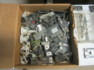 Lionel Std And O Gauge Prewar Parts. ,  Six Drawers And One Big Box Of Lockons