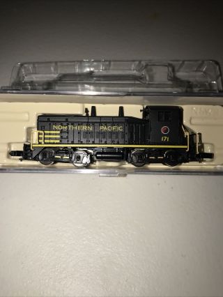 N Scale Life Like Sw9/1200 Northern Pacific