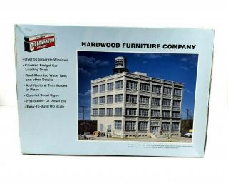 Ho Scale,  Walthers Cornerstone Hardwood Furniture Company