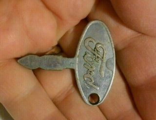 Vintage 1980 ' s LGT14D Ford Tractor Oval Football Head Script Logo Ignition Key 3