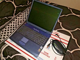 Vintage Sony Vaio Pcg - Fx370 Notebook Pentium Iii,  512 Mb Ram,  60 Gb Hd,  Win Xp