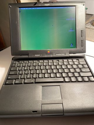 Macintosh Powerbook 5300cc Powers Up
