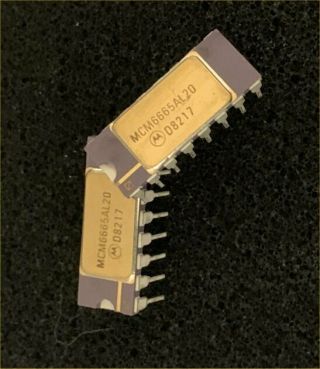 Motorola Gold Ceramic Chips MCM6665AL20 64k x 1 200ns Dram Memory 24pc Tube 2
