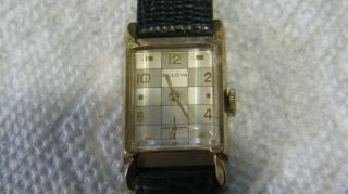 1952 Bulova 21j Wristwatch; 10 K Gold Filled Case; Keeps Time