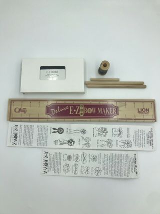 Vintage Deluxe E - Z Bow Maker,  With Vhs Tape - Offray