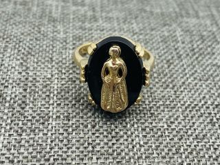 Vintage Sarah Coventry Gold Black Glass Ring Woman Lady Cameo Adjustable Rare