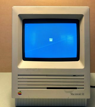 Vintage Apple Mac Se Model M5011 Pc.  Lqqk