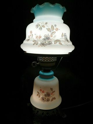 Vintage Gone With The Wind 3 - Way Hurricane Table Lamp With Flowers