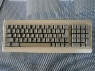 Vintage Apple Keyboard Model M0110a Made In The Usa Keyboard Not