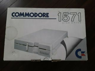 Commodore 1571 5.  25 " Floppy Drive For C64 And C128