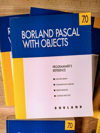 Vintage Borland Turbo Pascal 7.  0 for DOS/Windows - Manuals and disks 2