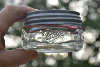 Half Pint Squatting Wide Mouth Mason Canning Jar Antique Vintage Ball Zinc Lid