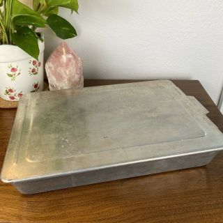 Vintage Mirro Aluminum Cake Pan W/ Sliding Lid 13 X 9 X 2