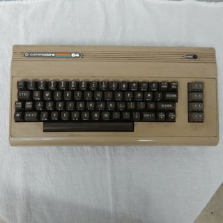 Vintage Commodore 64 Computer or Restore 3