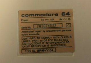 VINTAGE COMMODORE 64C C64 COMPUTER W/MANUALS 3