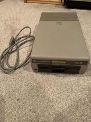 Commodore 64 Single Floppy Disk Drive 1541 With Cords &