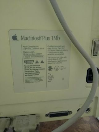 Vintage Apple Macintosh Plus 1MB M0001A Keyboard Mouse Ext Hard drive printer, 2