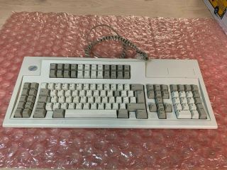 Ibm Model M 1394167 Vintage 122 - Key Terminal Clicky Keyboard Model W/ Cable