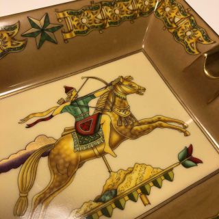 HERMES Paris Rectangular Porcelain Persian Rider Cigar Ashtray Gold Leaf Edge 2