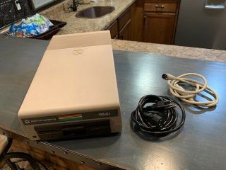 Vintage Commodore 1541 5.  25 " Floppy Disk Drive With Serial Power