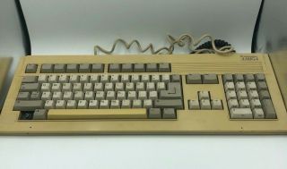 Vintage Commodore Amiga Kkq - E94yc A3000 Keyboard 313323 - 02