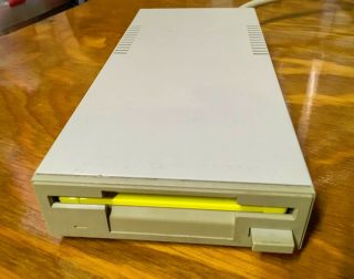 Commodore Amiga External 3.  5 Inch Floppy Disk Drive