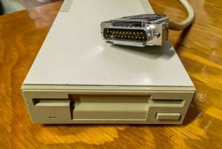 Commodore Amiga External 3.  5 inch Floppy Disk Drive 3