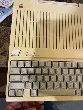 Vintage Apple IIc Model A2S4000 Unknown Repair 2