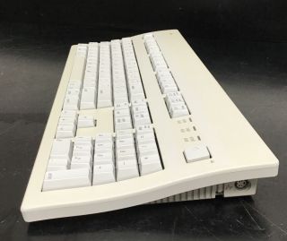 Vintage Apple Extended Keyboard II 2