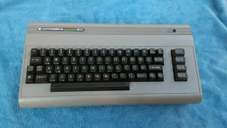 Vintage Commodore 64 Computer (parts)